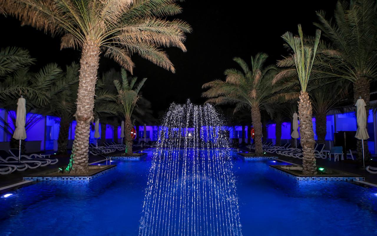 Hotel & 3*